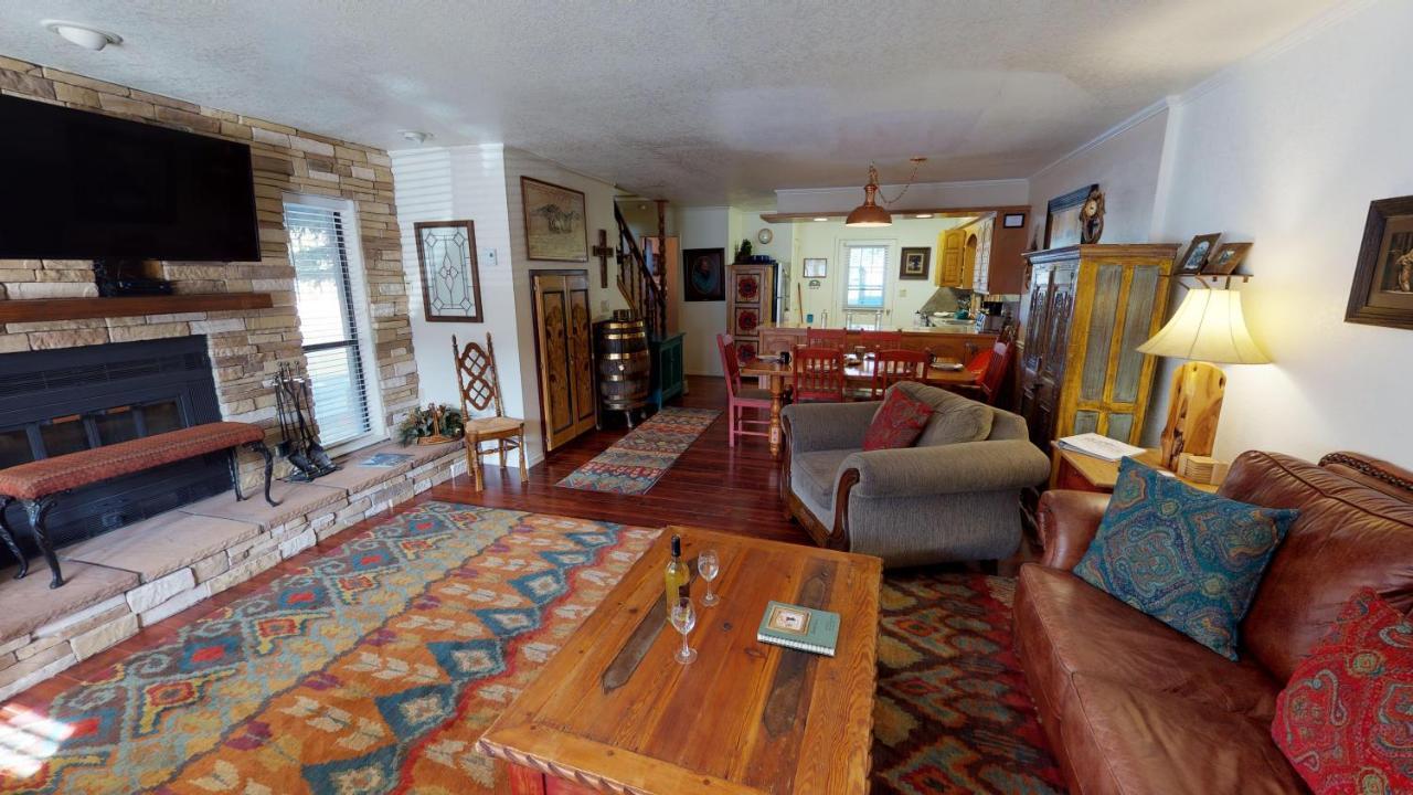 Claim Jumper 8 Townhouse With High Speed Wifi Appartement Red River Buitenkant foto